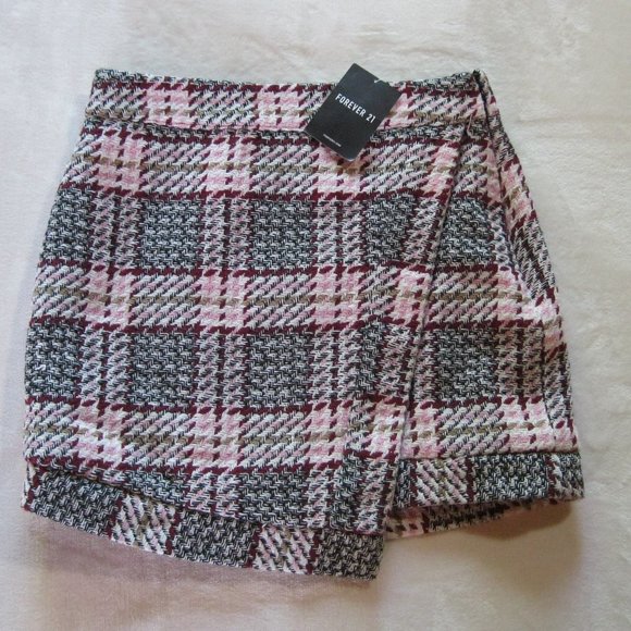 Forever 21 Dresses & Skirts - NWT Forever 21 Plaid School Girl Mini Skirt Women's Size M
